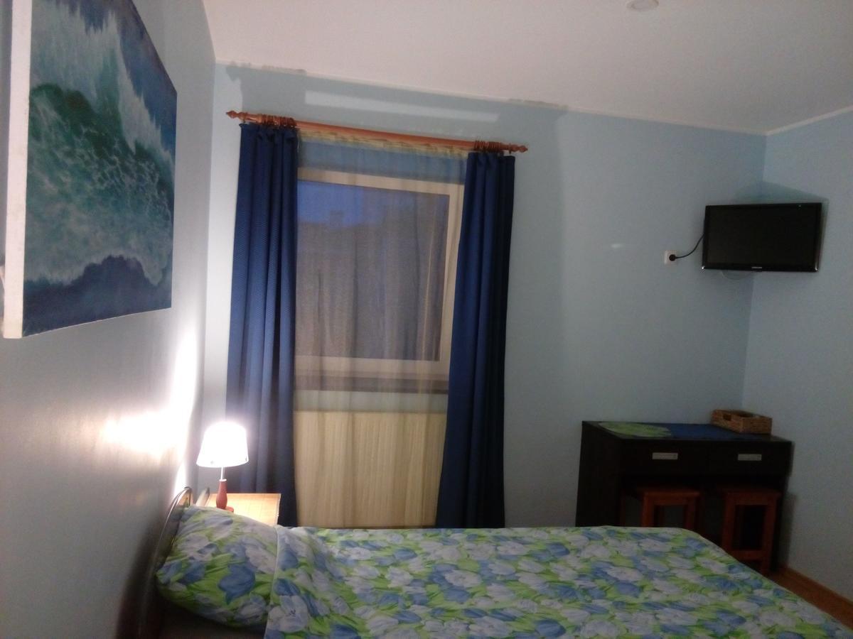 Anette House Hostel Parnu Exterior photo